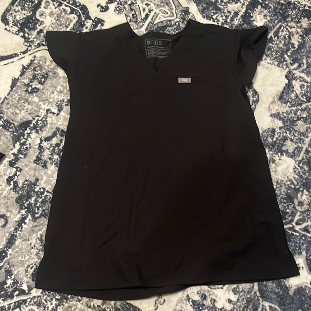 Natal Flutter Sleeve Figs Scrub top